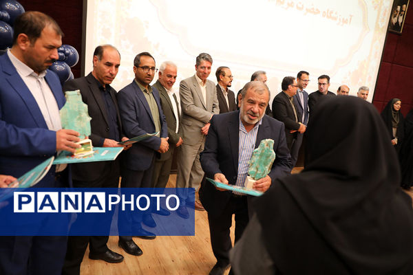 آیین گرامیداشت هفته پیوند اولیا استان خراسان شمالی 