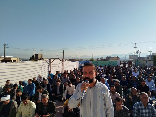 نماز عید فطر ۱۴۰۴ در روستای ظفرآباد شیراز اقامه شد