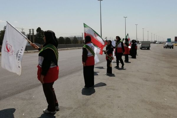  خدمت صادقانه خادمان و پذیرایی گرم از زائران در موکب تنکمان