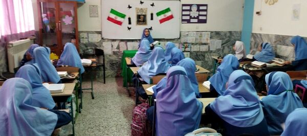 گرامیداشت شهادت سردار دل‌ها در مدرسه فرهنگ خلیل آباد