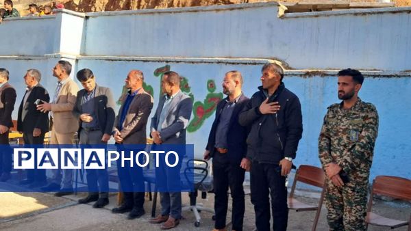 نواخته شدن زنگ انقلاب در دبستان دخترانه ام‌البنین دیشموک