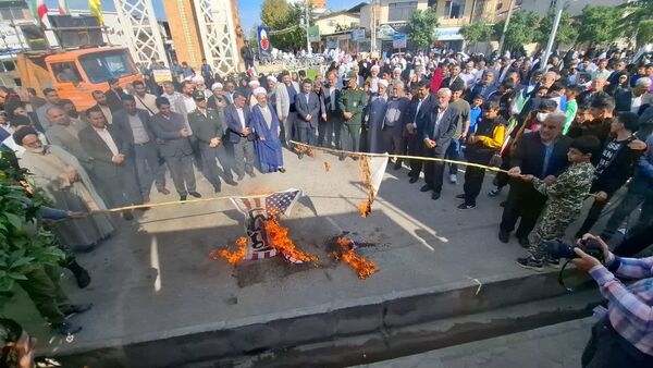 مراسم راهپیمایی ۱۳ آبان در شهرستان میاندورود