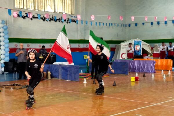 آیین افتتاحیه «میدان پویا» در قرچک