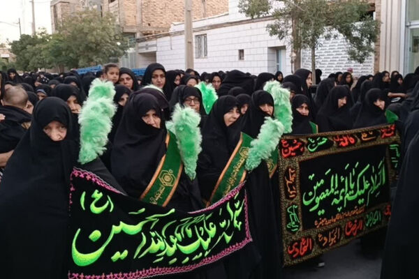 بانگ چاووش محرم و لبیک یاحسین در شهر بهمن