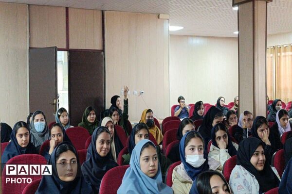 همایش مشاوران دانش‌آموز شهرستان ملارد
