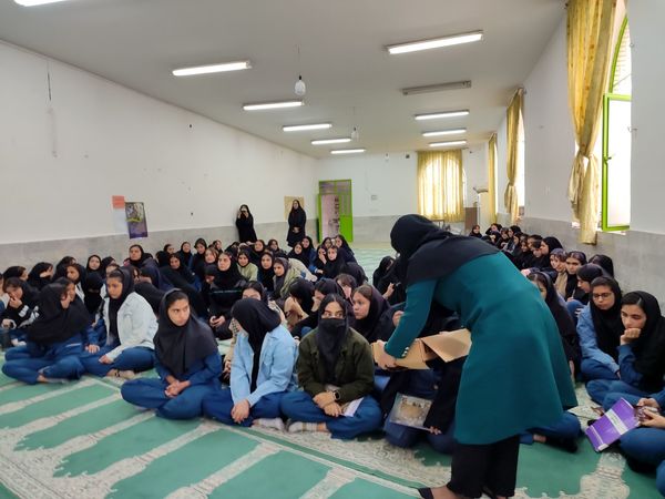 برگزاری جلسه آموزشی پیشگیری از آسیب‌های اجتماعی