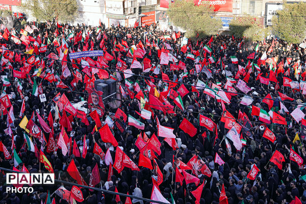 تشییع پیکر رهبر شهید انقلاب در مشهد مقدس-۳