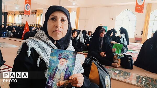 کاروان های کهگیلویه و بویراحمد برای حضور در مراسم تشییع رهبر شهید