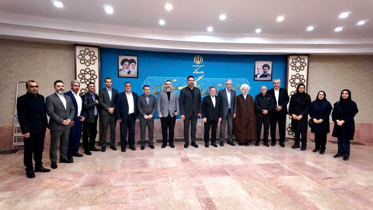 دیدار رئیس و اعضای هیات رئیسه فدراسیون دوومیدانی با استاندار گلستان