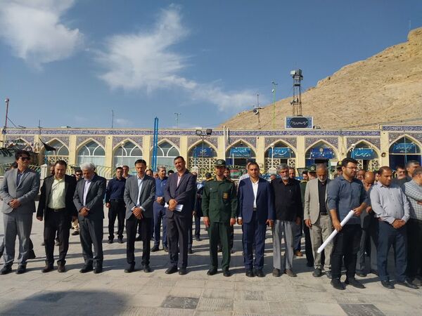 مراســم گرامیداشت شهیدان رئیسی؛ رجایی و باهنر در آستان مقدس امامزاده شاهرضا(ع) 

