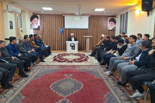 نقش رسانه‌ها و خبرنگاران در جنگ روایت‌ها قابل تحسین است