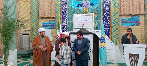 آخرین جمعه پاییز؛ هم‌نوایی دل‌ها در میعادگاه نماز جمعه