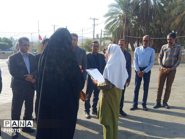 استقبال از مدیرکل آموزش و پرورش هرمزگان در حاجی‌آباد