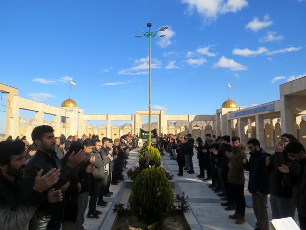 اجتماع و دسته روی عزاداران علوی در شهر درق برگزار شد