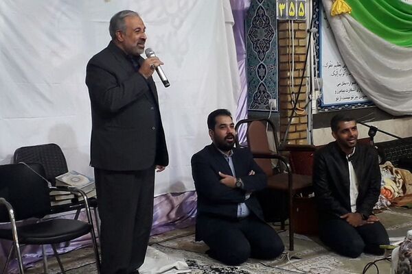 دیدار مسئولان با دانش‌آموزان معتکف ناحیه یک شهرری