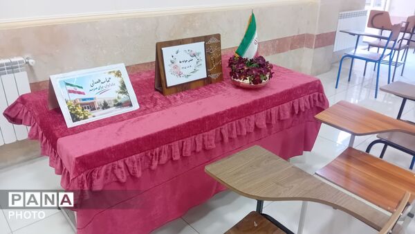 جشن جوانه‌ها در دبیرستان حاج قاسم سلیمانی ملایر 