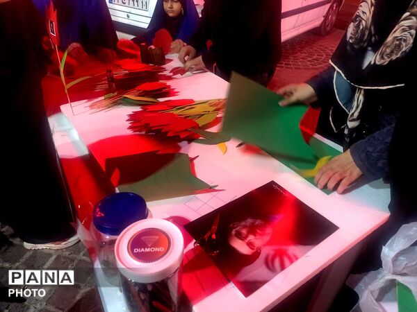 امتداد نور در شب‌های جنگ؛ حضور مردم لاهیجان در صحنه‌ مقاومت 