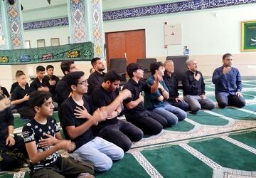 مراسم «احلی من العسل» و هیات‌های عزاداری ایام محرم در مدارس رودهن
