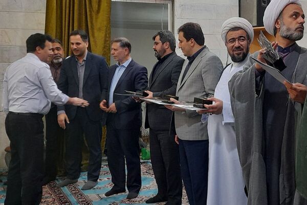 تقدیر و تجلیل از سربازان بسیجی و آتش‌نشانان شهریار به مناسبت روز سرباز و آتش نشان 