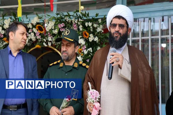 صبح مهر با کیف‌های رنگی و رؤیاهای روشن؛ مدرسه دوباره جان گرفت