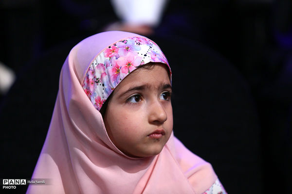 پشت صحنه برنامه تلویزیونی «جشن فرشته ها»