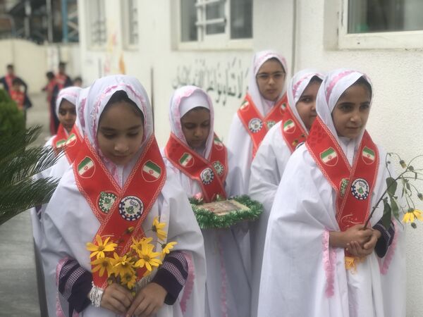 زنگ عاطفه‌ها در دبستان امیرصدرا روحی فرد پور محمودآباد 