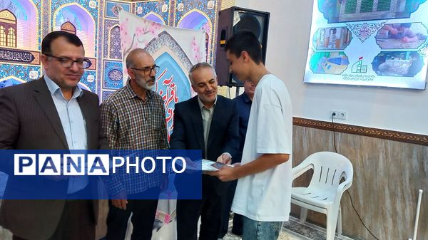 مراسم تجلیل از مقام‌آوران استانی قرآن، نماز و عترت در نظرآباد