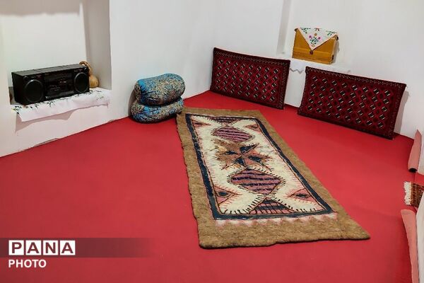 زیبایی‌های بومی و محلی در اقامتگاه های بوم گردی  شهربار