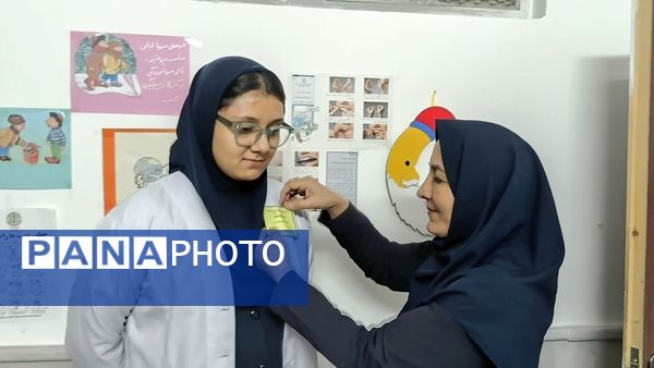 مشارکت دانش آموزان در اداره مدرسه با اجرای طرح مدام