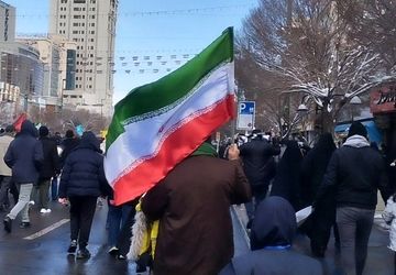 خروش مردم مشهدی در یوم الله ۲۲ بهمن