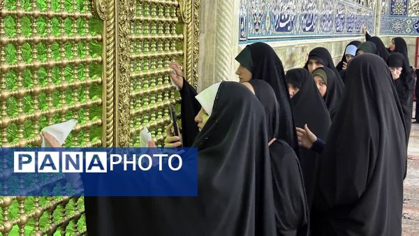 آیین غبارروبی حرم حضرت معصومه(س) با حضور بانوان طلبه