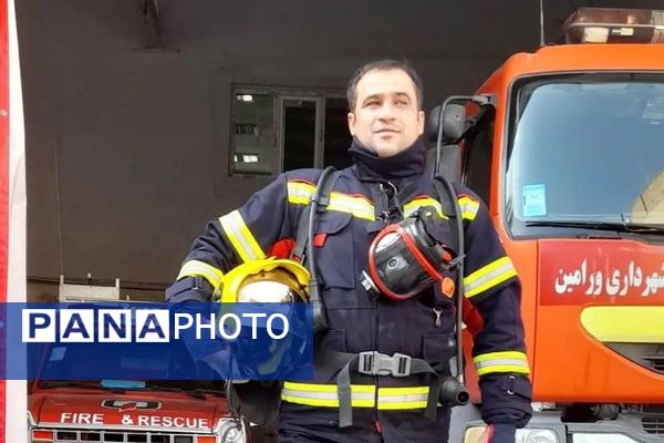 قدردانی دانش‌آموزان ورامینی از آتش‌نشانان در روز ملی آتش‌نشانی