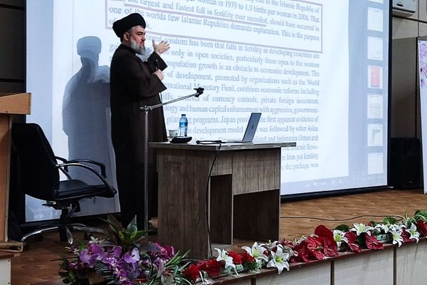 جوان‌سازی جمعیت، گام مؤثر در ساختن ایران قوی