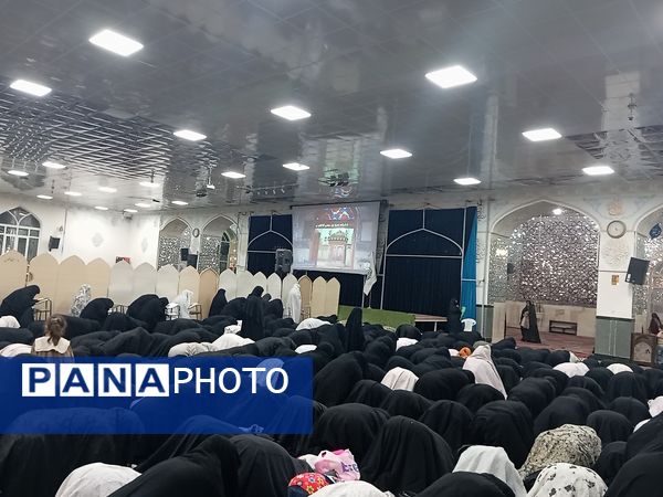 نماز جماعت همزمان با شب لیلة الرغائب در شهرستان کاشمر 