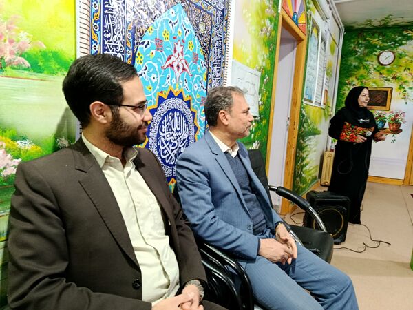 جشن یلدا در دبیرستان نمونه اندیشه 