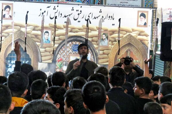اتحاد نسل نو در پاسداشت فرهنگ مقاومت در ورامین