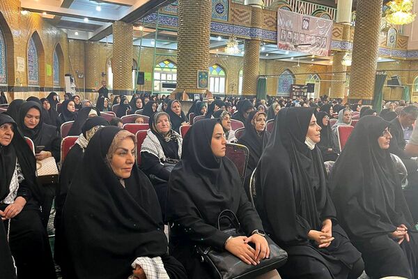 برگزاری یادواره سه هزار ستاره، ۳۰۰۰ چراغ راه به مناسبت هفته دفاع مقدس در شهرستان قرچک