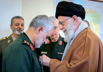 گرامی‌داشت سالروز شهادت حاج قاسم سلیمانی در دبیرستان الزهرا ناحیه ۴