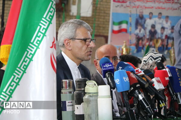 نشست خبری سخنگوی وزارت امور خارجه در لامرد