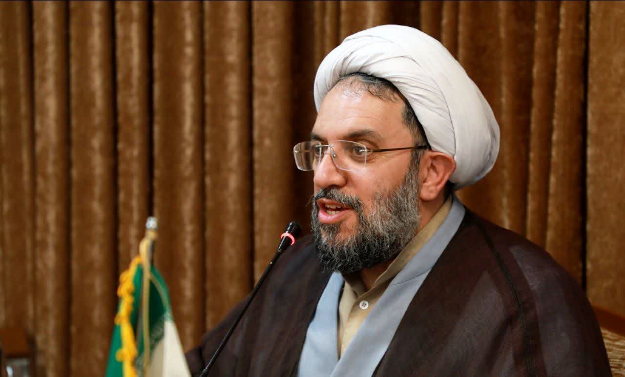 برپایی مراسم بزرگداشت شهید رئیسی با شعار «خادم حرم ایران» در 500 مسجد قم

