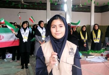 جشن روز دانش آموز دختران دبیرستان حضرت فاطمه و حضرت رقیه در مهدیه شهر بار نیشابور 