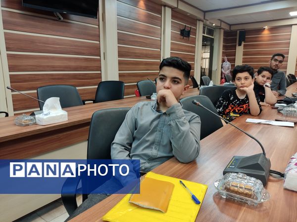 جلسه دوم دوره خبرنگار شو پسران