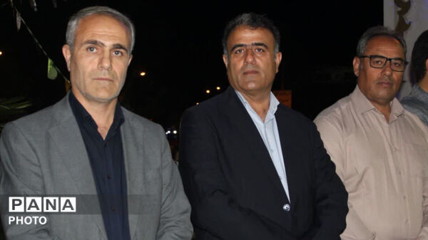نود و هفت شب حضور حماسی و با شکوه مردم کوهدشت، در میدان امام خمینی(ره)