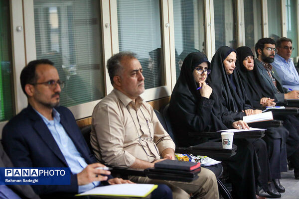 جلسه ستاد گرامیداشت مناسبت های ملی دفاع مقدس