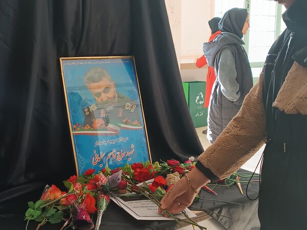 سالگرد شهادت سردار سلیمانی در دبیرستان دخترانه نور اردبیل