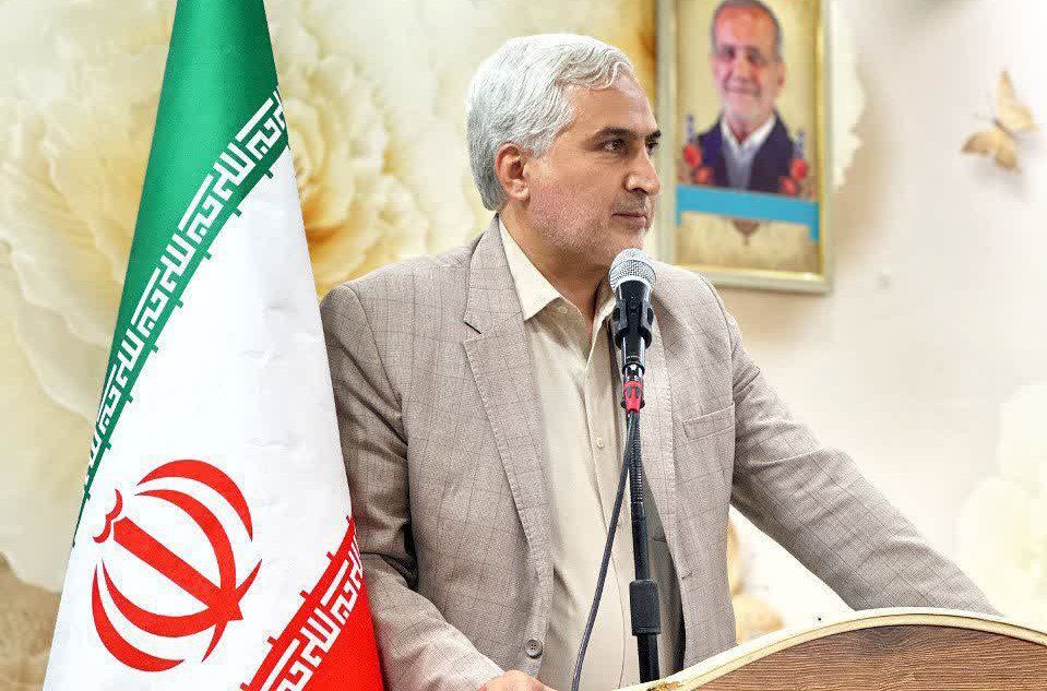 تحول‌های مثبت در آموزش و پرورش از مسیر معلمان قابل انجام است