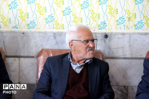 آیین بزرگداشت «خاطره‌سازان» در آموزشگاه شهید جوادی