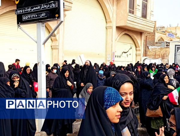 حماسه حضور مردم کاشمر در ۲۲ بهمن از قاب پانا