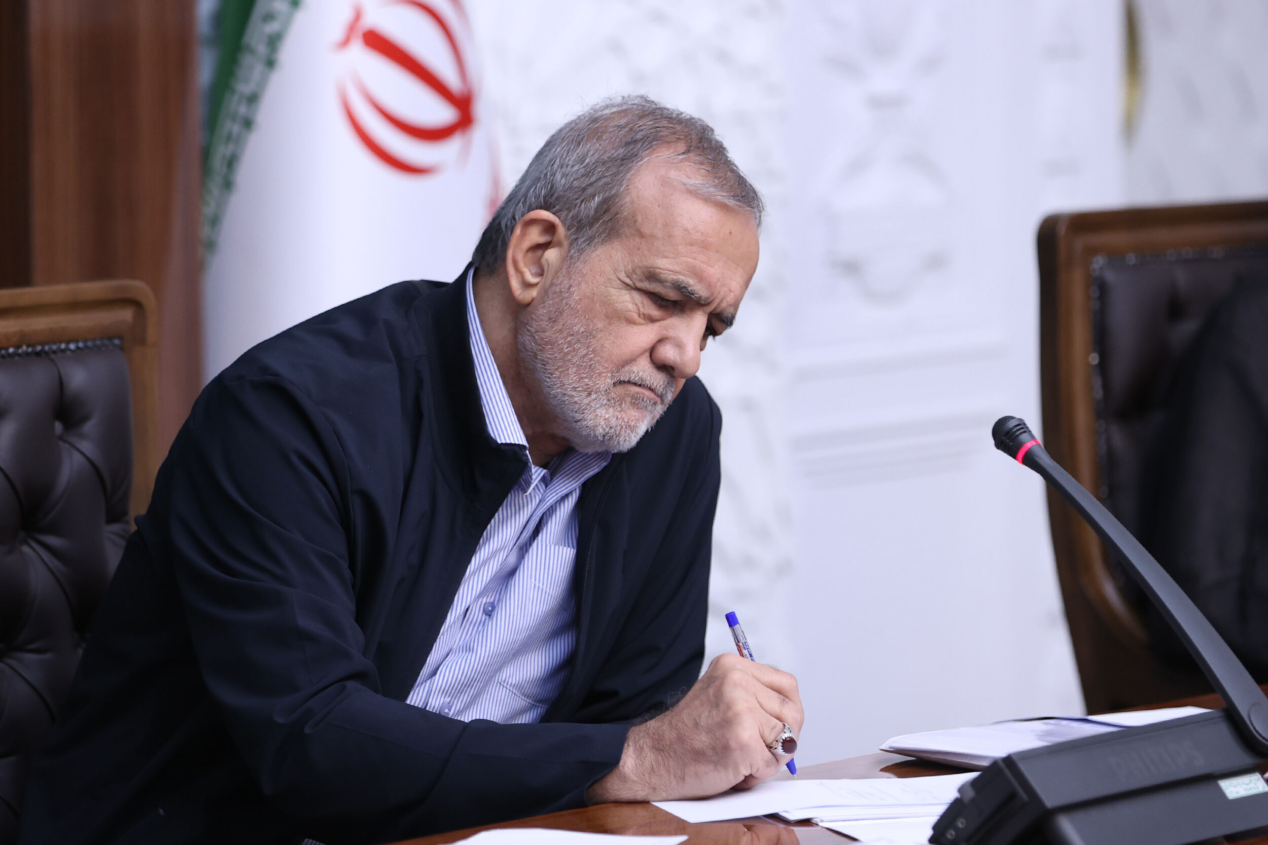 خواندن و آگاهی ما را به زبان و نگاه مشترک می‌رساند و از اختلاف دور می‌کند