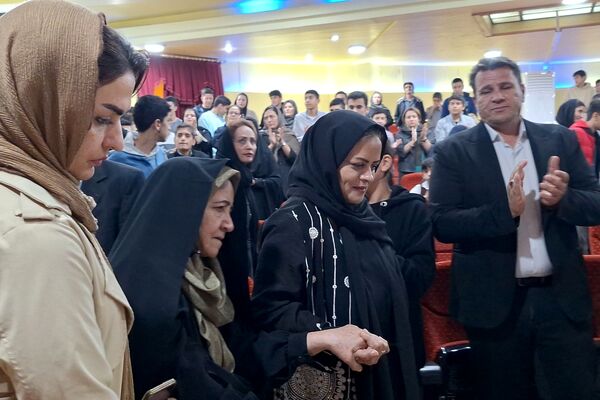 جشن میلاد بانوی دو عالم و گرامیداشت مقام مادر در دبیرستان رازی شیراز 